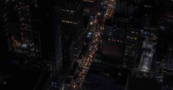 怎么制作酒的宣传片