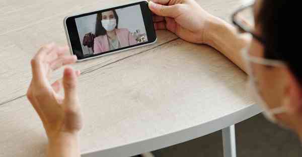 新闻宣传片怎么制作