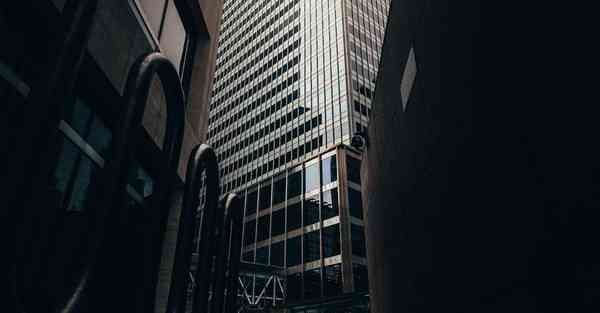 优秀学院宣传片怎么制作